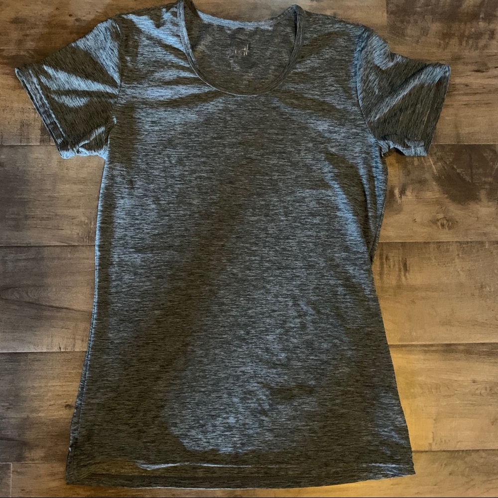 2Weatherproof 32° Cool heathered green&gray shirts